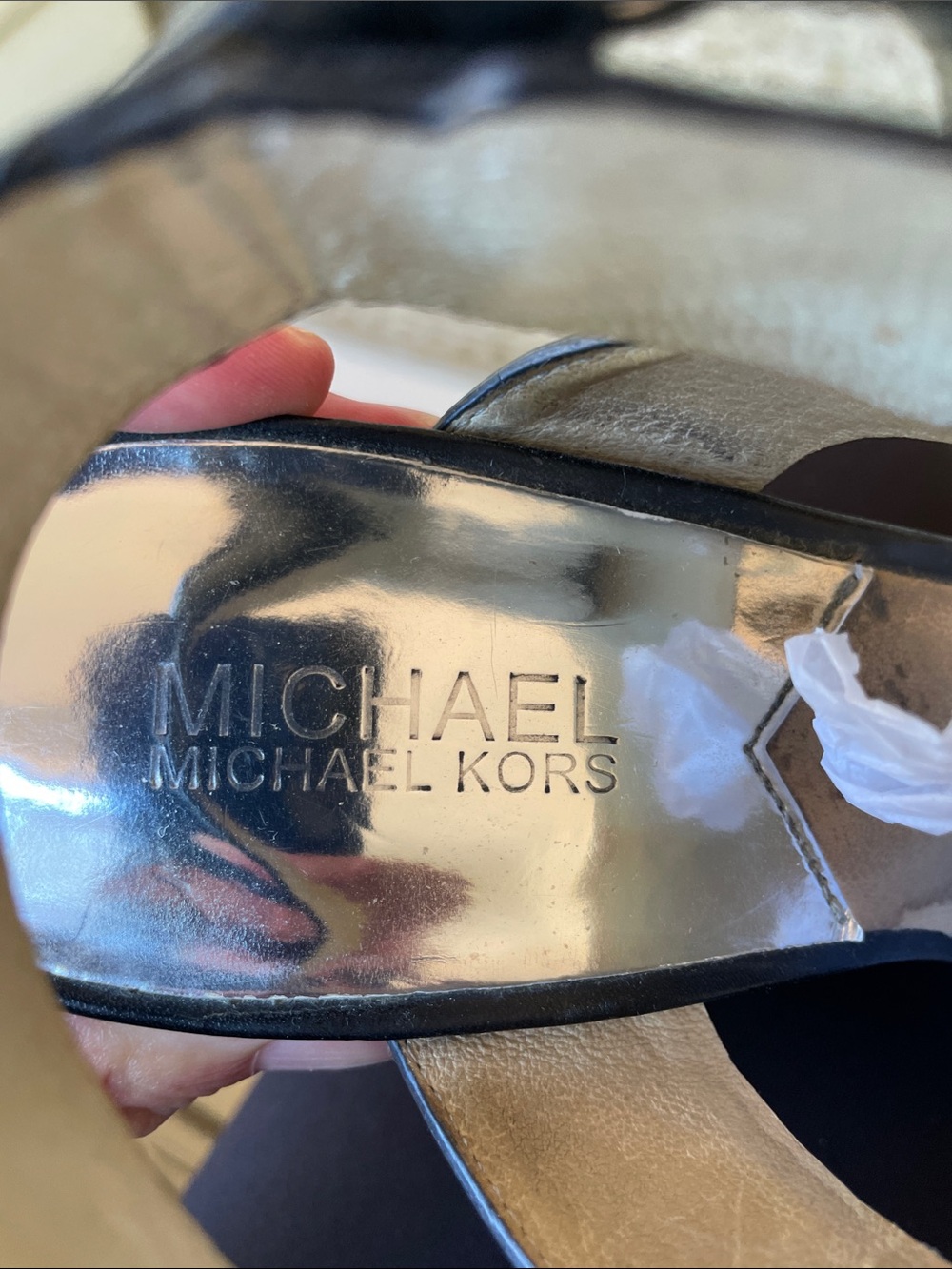 Michael Kors Black Leather Wedge Sandals with Buckle 8M - Picture 5 of 5